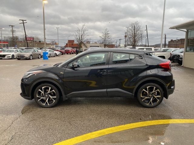 2022 Toyota C-HR XLE