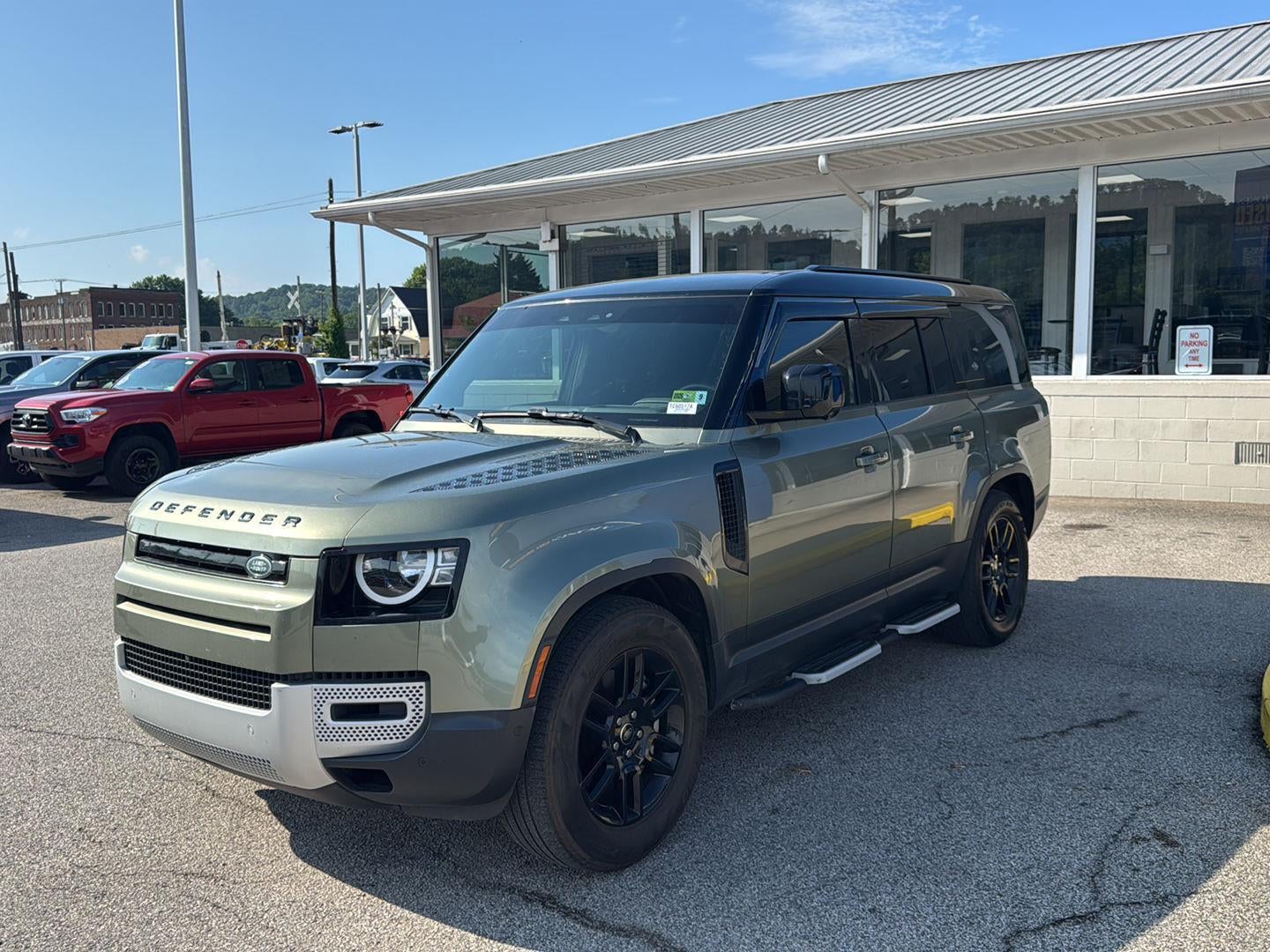 2023 Land Rover Defender S