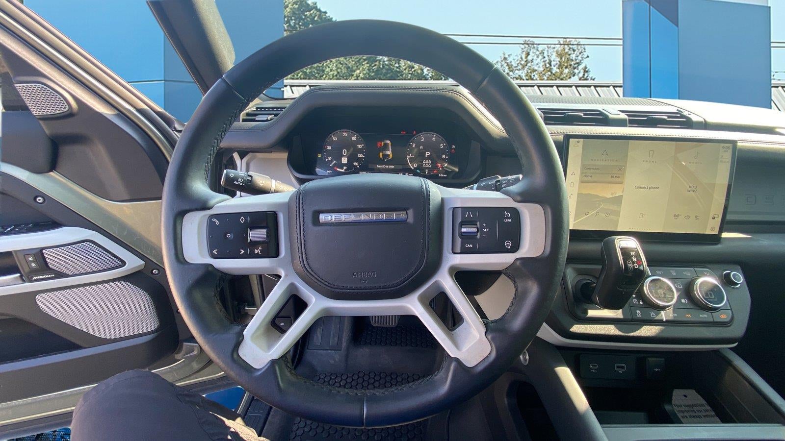 2023 Land Rover Defender S