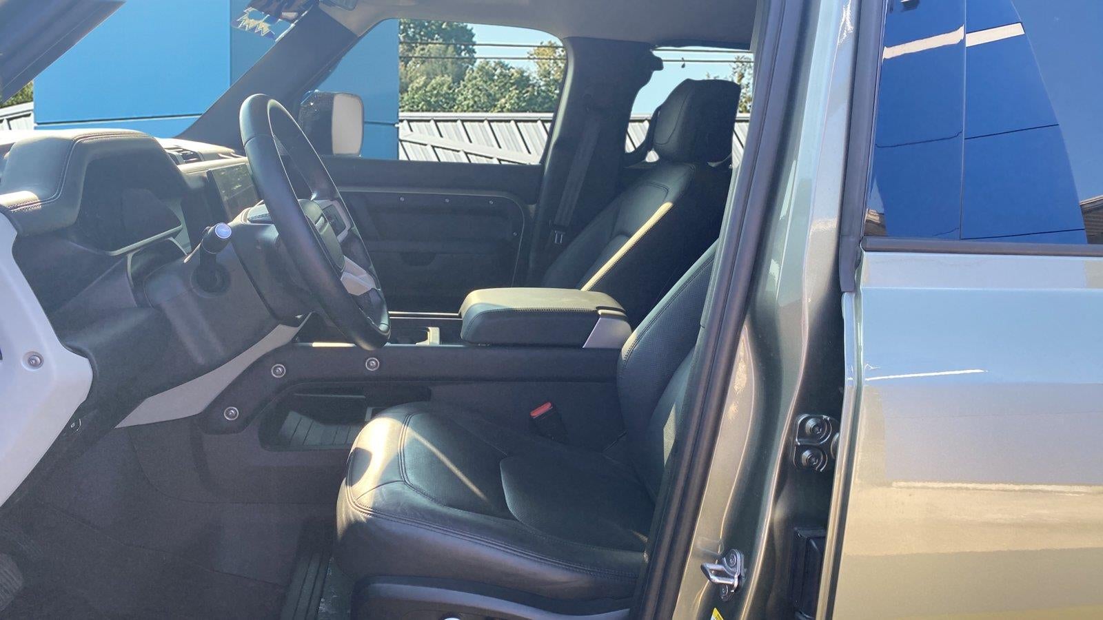 2023 Land Rover Defender S