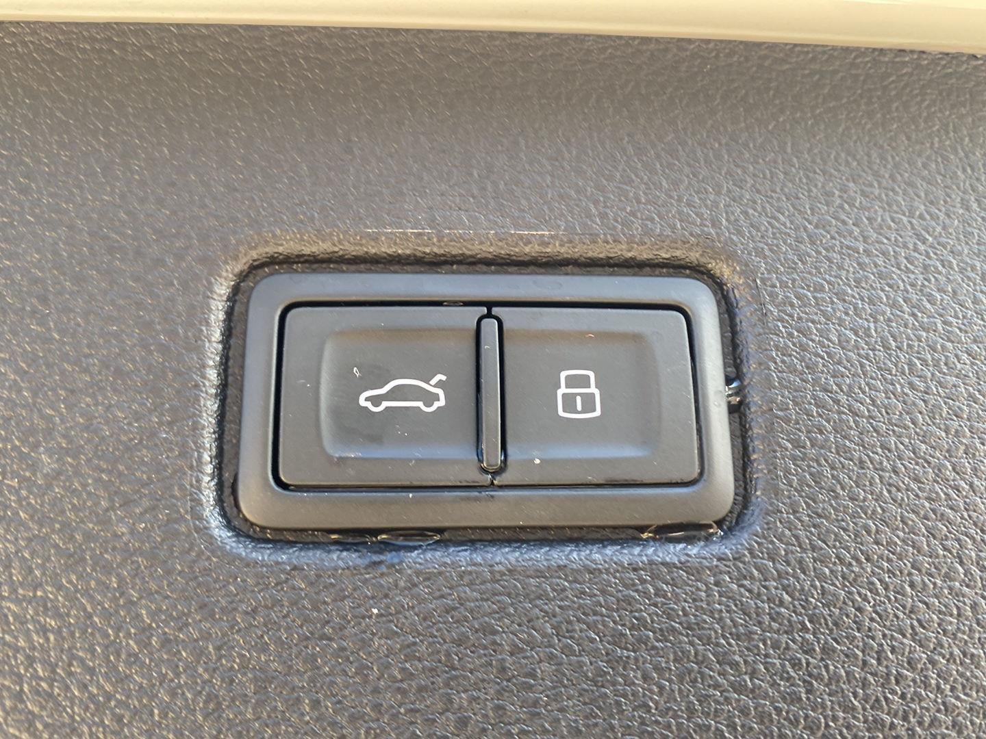 2023 Audi Q7 Premium