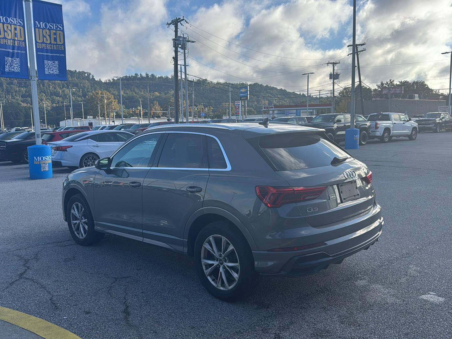 2022 Audi Q3 S line Premium
