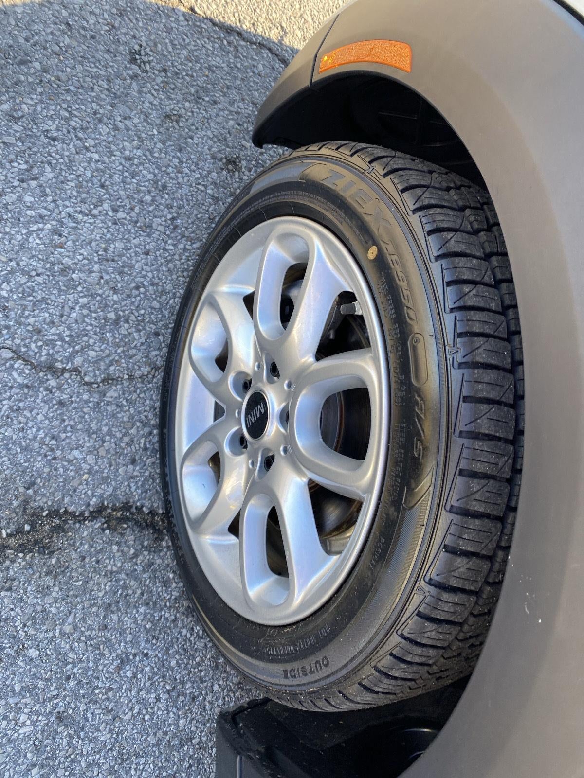 2019 MINI Hardtop 4 Door Cooper