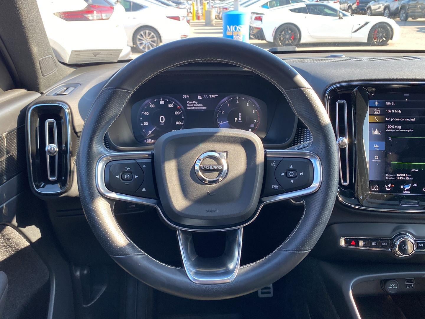 2021 Volvo XC40 R-Design