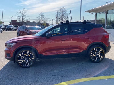 2021 Volvo XC40 R-Design