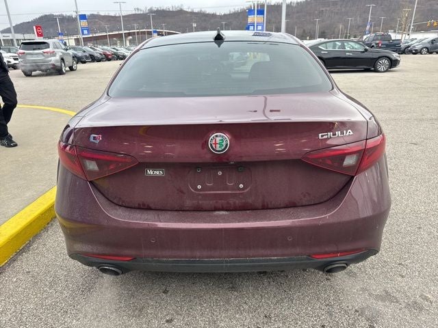 2017 Alfa Romeo Giulia Ti
